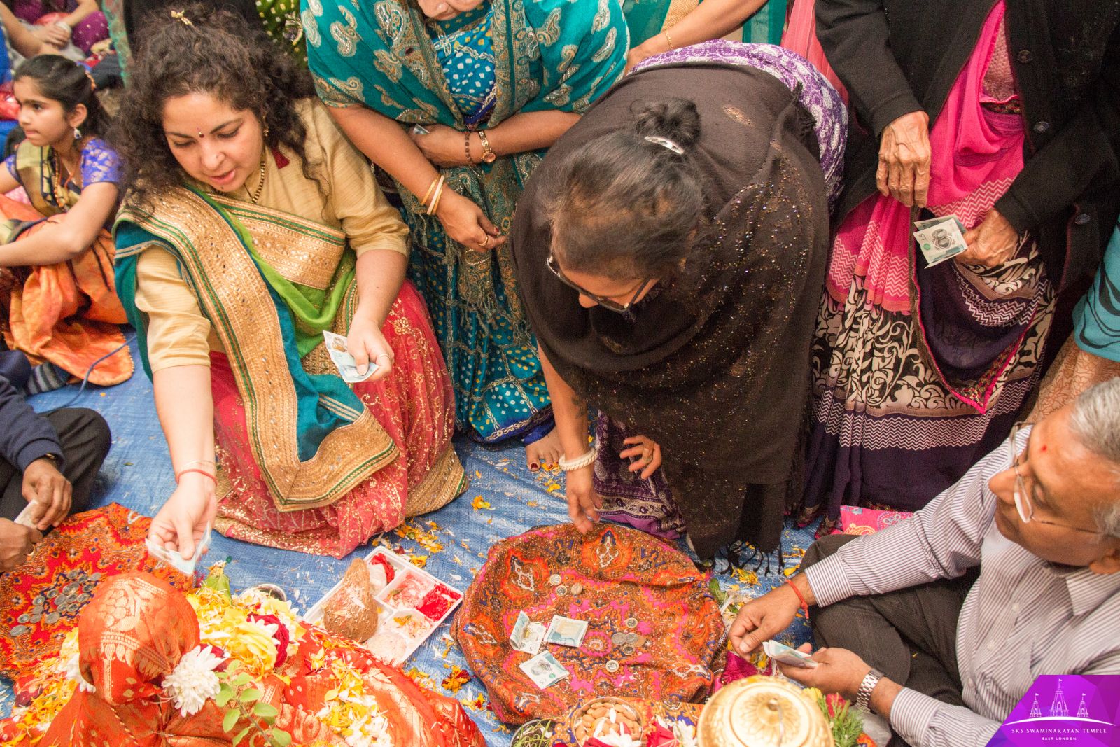 ©1987-2017 SKS Swaminarayan Temple East London